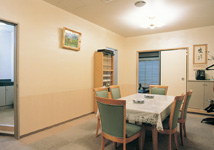 東大阪玉泉院控室（洋）