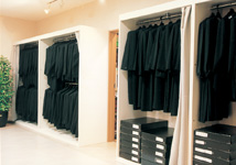 東大阪玉泉院衣装室