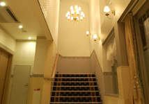 メイプルホール淀川エントランス