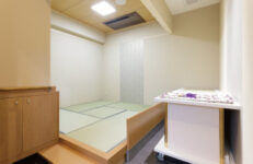 メイプルホール高井田霊安室（和）