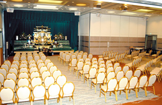 枚方玉泉院2階式場（ハーフ）