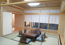 枚方玉泉院1階控室