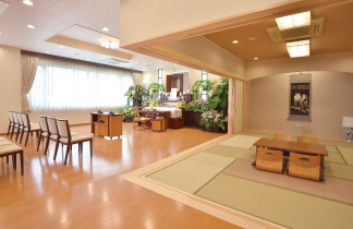 豊中北玉泉院2F式場「さつき」