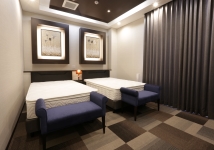 メイプルホール桜塚控室