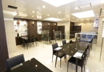 メイプルホール桜塚食事室