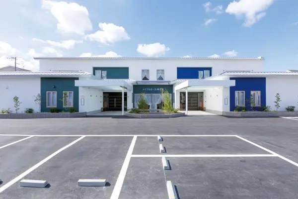 メイプルホール高井田に弔文を申し込む