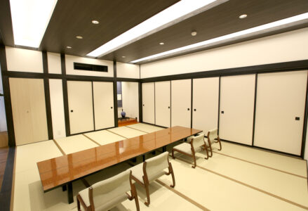 酒田玉芳庵控室